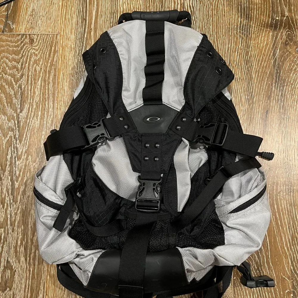 Oakley | Bags | Vintage Oakley Icon Backpack | Poshmark
